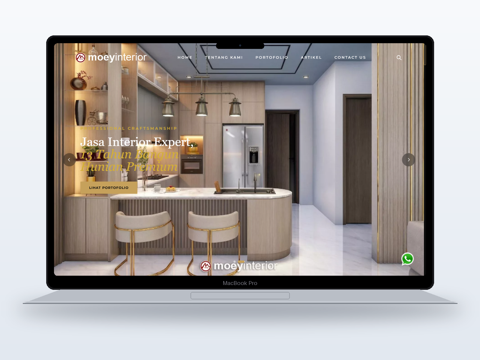 Website Moey Interior tampil di MacBook Pro